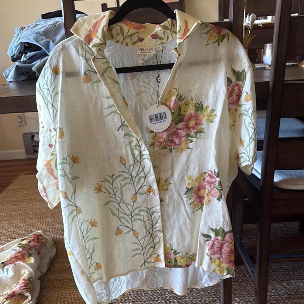 VRG GRL linen top never worn size